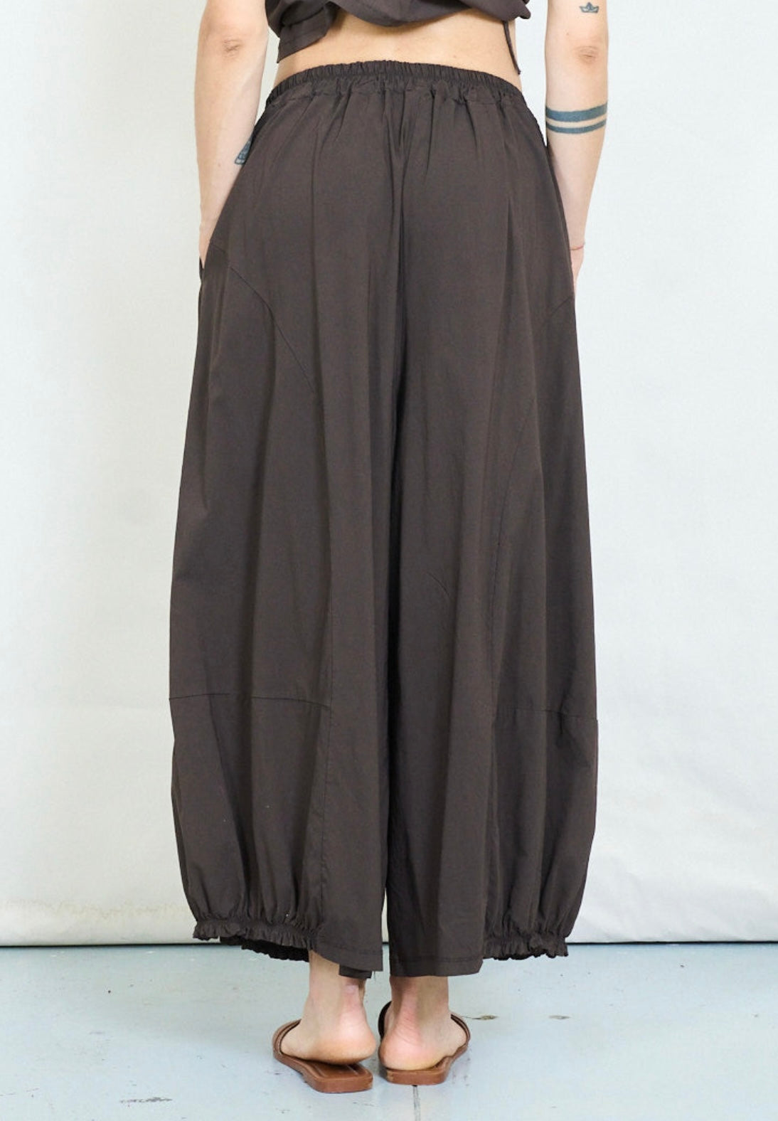 Balloon Leg Pant - Chocolate